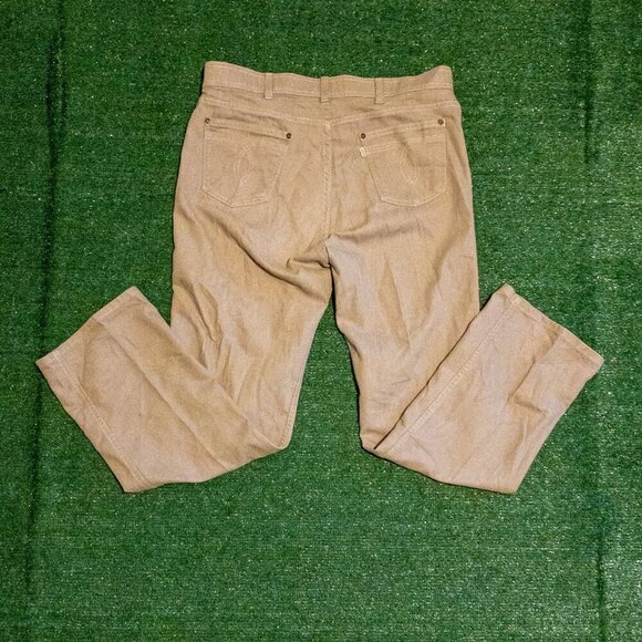 VINTAGE LEVIS WITH A SKOSH MORE ROOM MENS JEANS TAN PANTS RETRO 36W X 31L - Picture 6 of 7